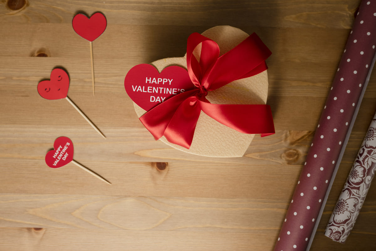 2026 Valentine’s Day Gift Ideas: The Best Practical Tech Gifts